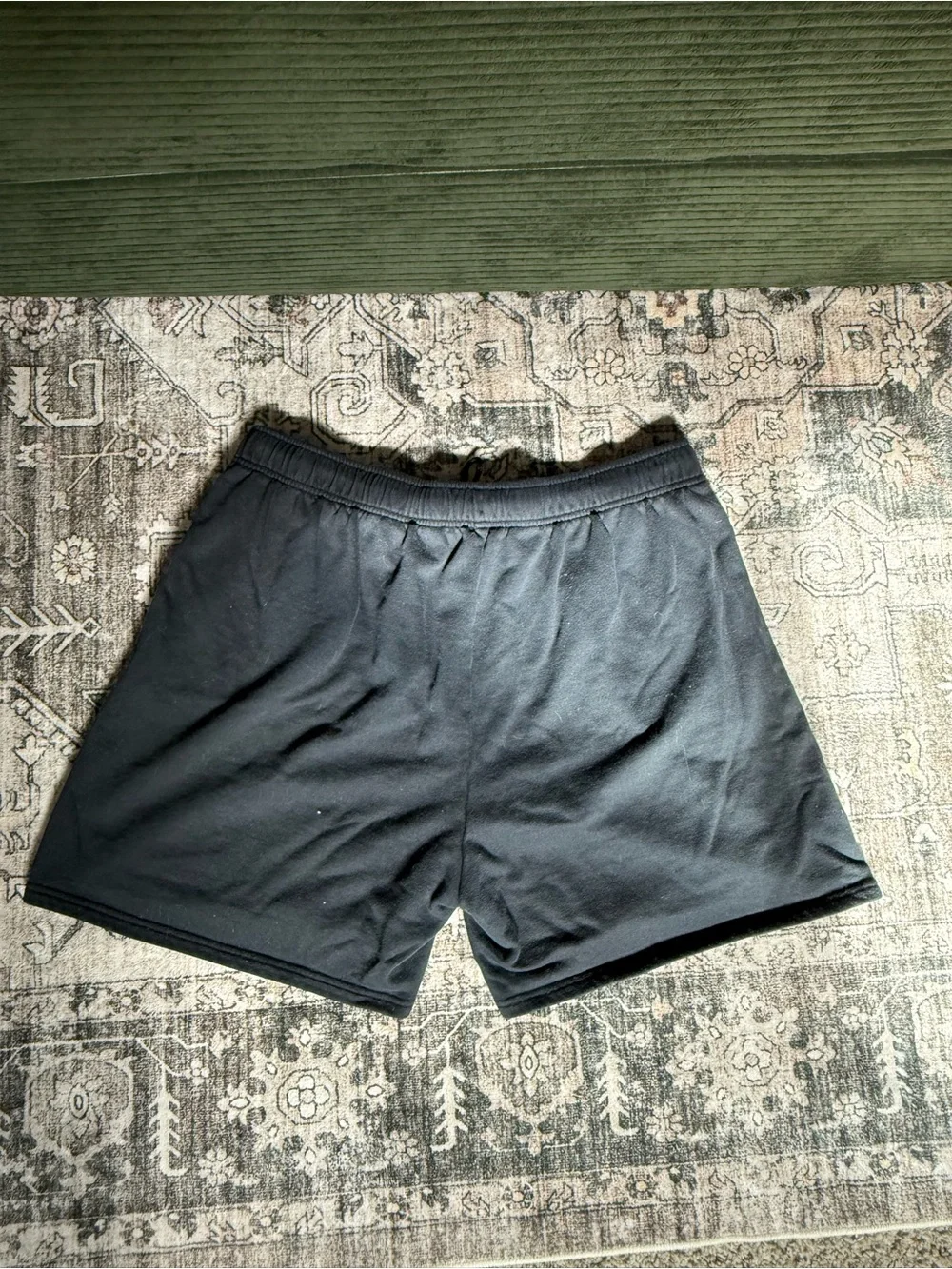 ALO Accolade Sweat Short - Size XXL